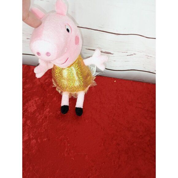 ABD Limited Peppa Pig Gold Dress Plush Stuffed Toy 2022 7 Inches - Picture 4 of 5